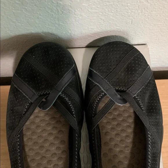 Clarks P-Berry Active Flats size 9 Excellent - Picture 8 of 8